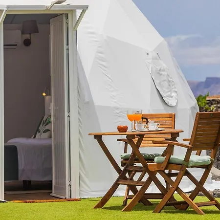 Eslanzarote Eco Dome Experience 假日公园
