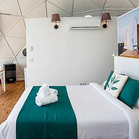 פארק נופש Eslanzarote Eco Dome Experience *